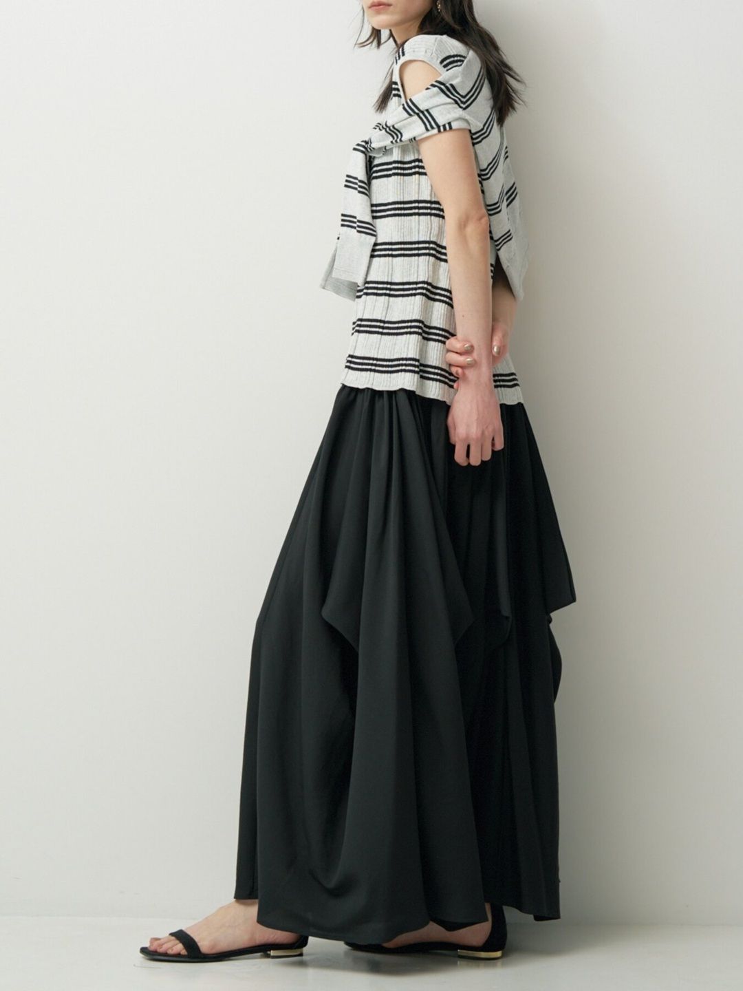 [2263-638NH] ドレーピングフォルムSK ブラック