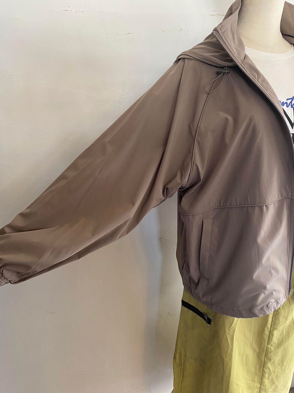 ICE TOUCH 接触冷感 薄ブルゾン モカ