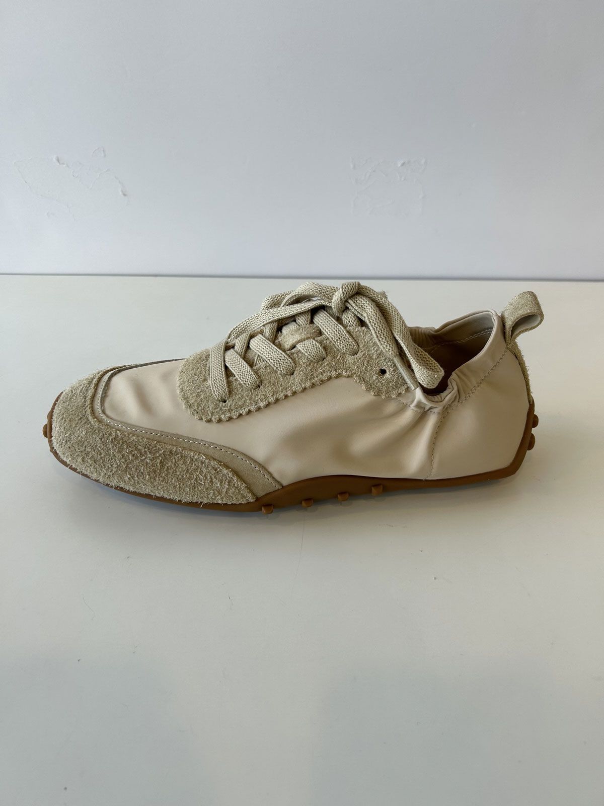 ワッフルソールスニーカー ベージュ