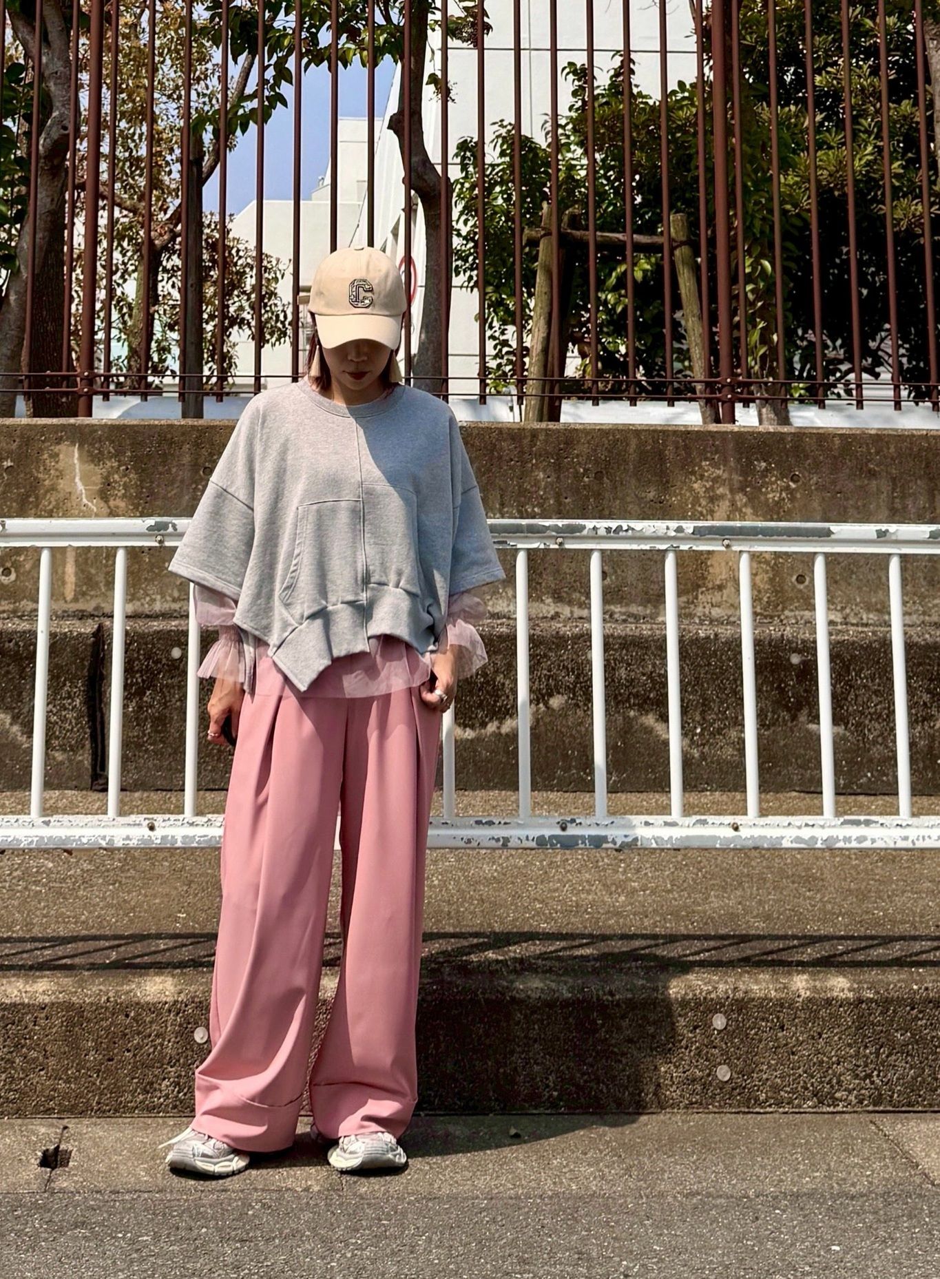 アシンメトリーSWプルオーバー グレー