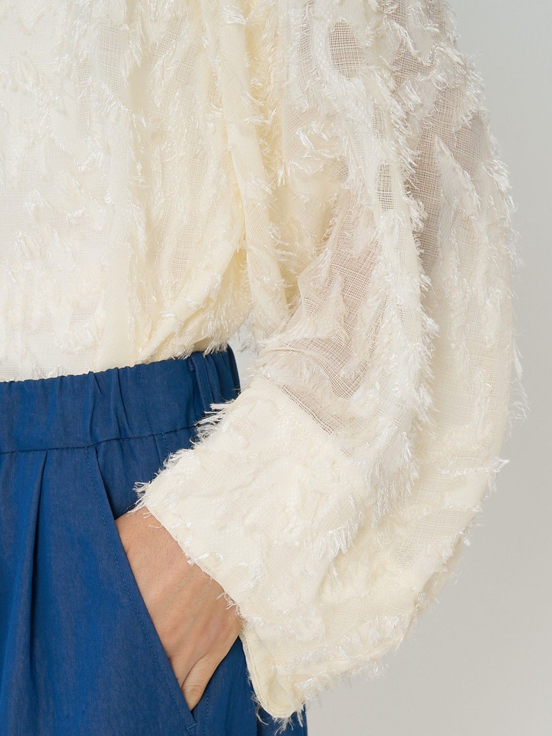 [1561-009KK] メッシュジャガードBL オフホワイト