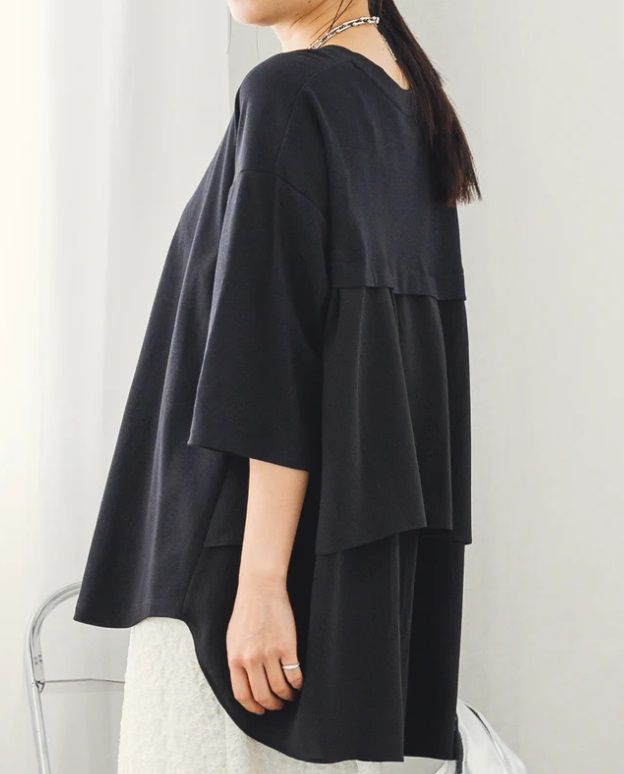 バックフリルTシャツ ブラック