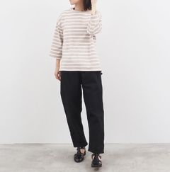 デラヴェボーダーAラインプルオーバー サンドベージュxオフ