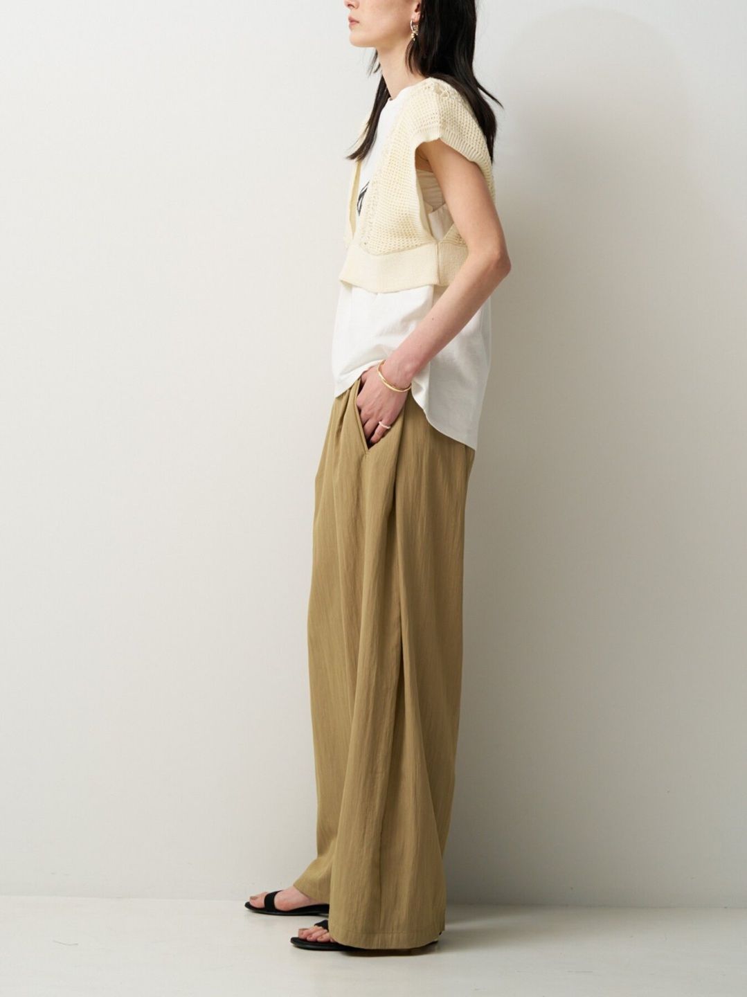 [9563-691DP] ヘアピンレースドッキングベスト アイボリー