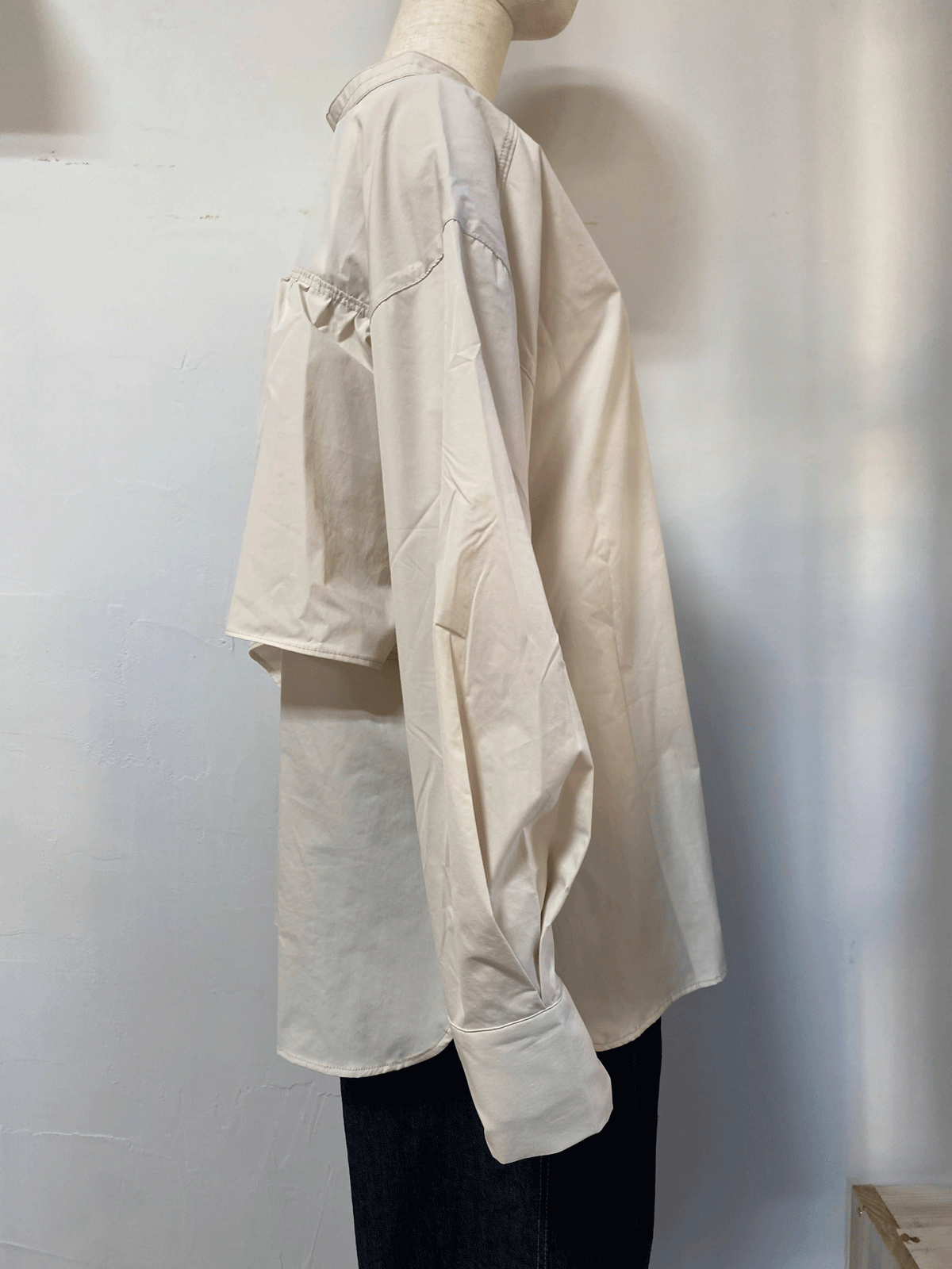 ポリエステルブロード フリルシャツ オフ