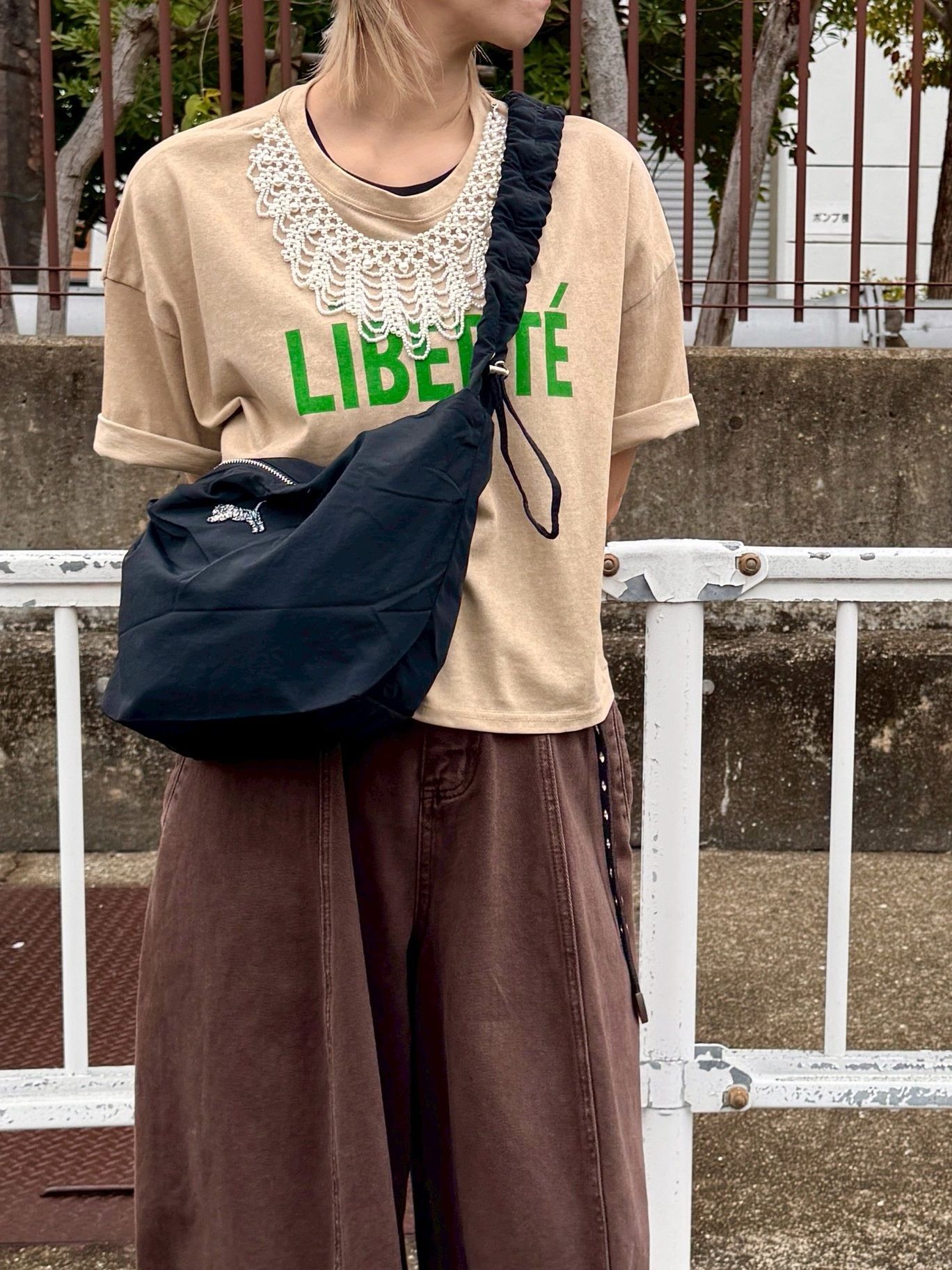 TORAラウンドショルダーバッグ ブラック