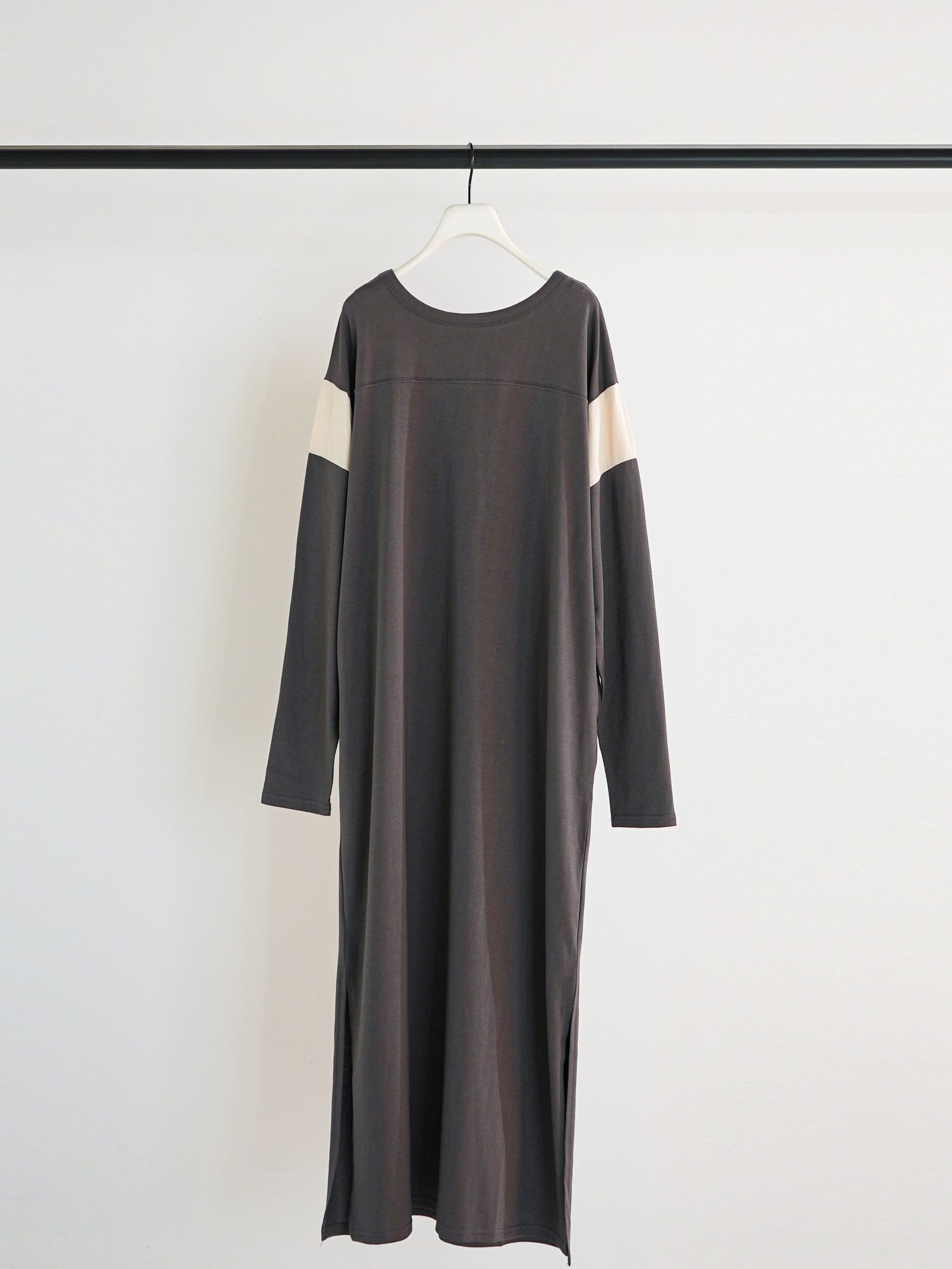 [5461-106KK] ”PARC”プリントロングOP チャコール