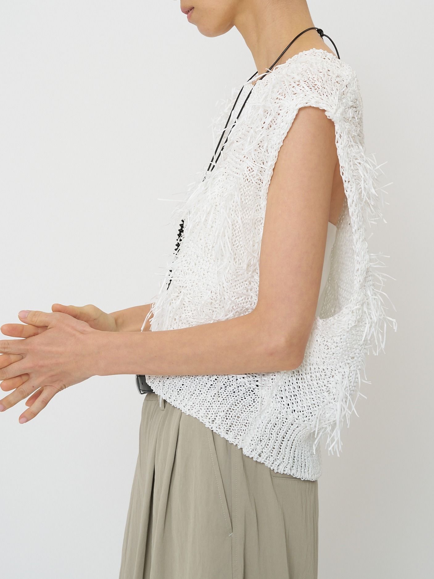 [9261-091GS] カットJQフリンジニットベスト オフホワイト