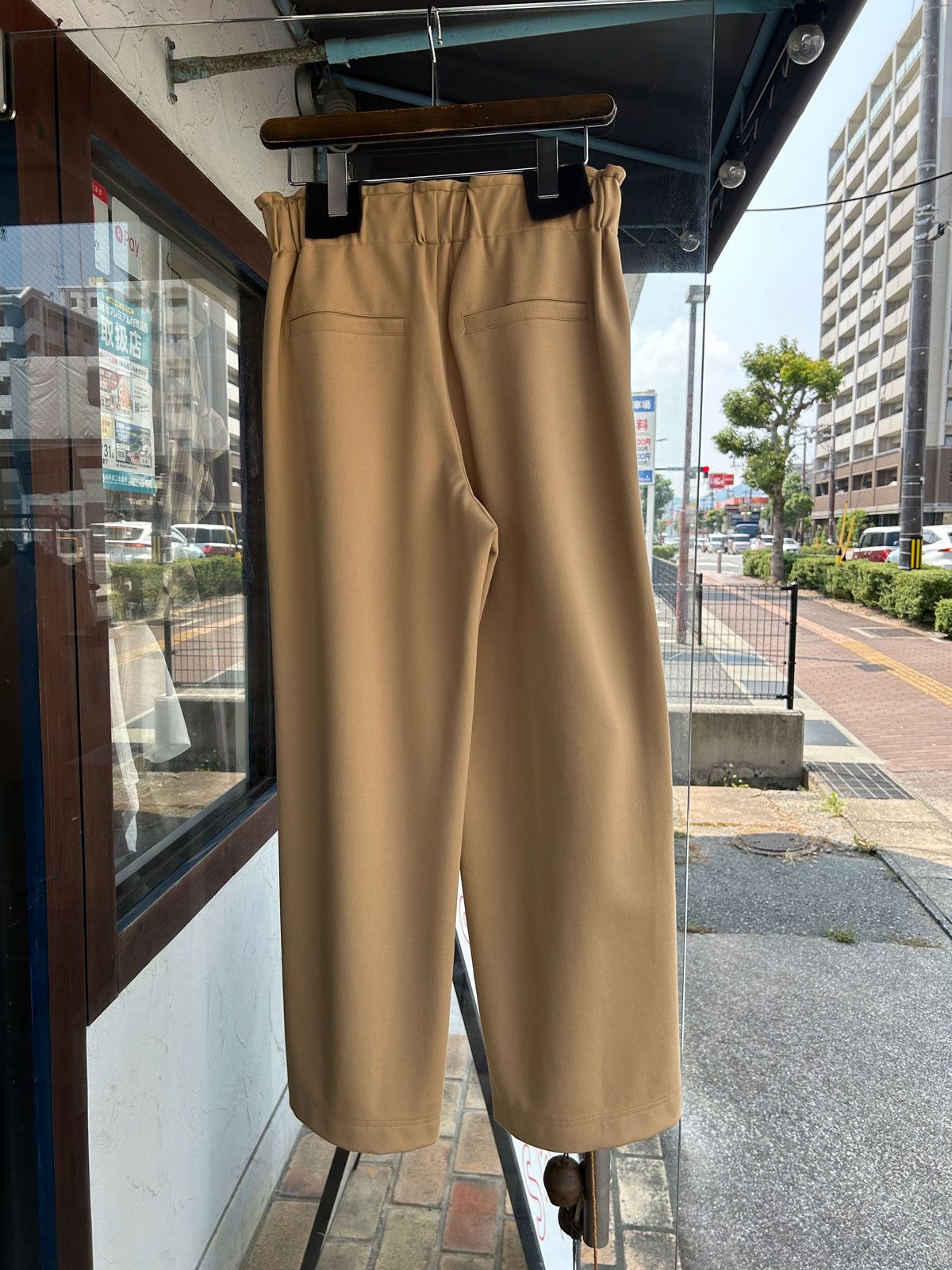 アモーレポンチセミワイドパンツ ベージュ