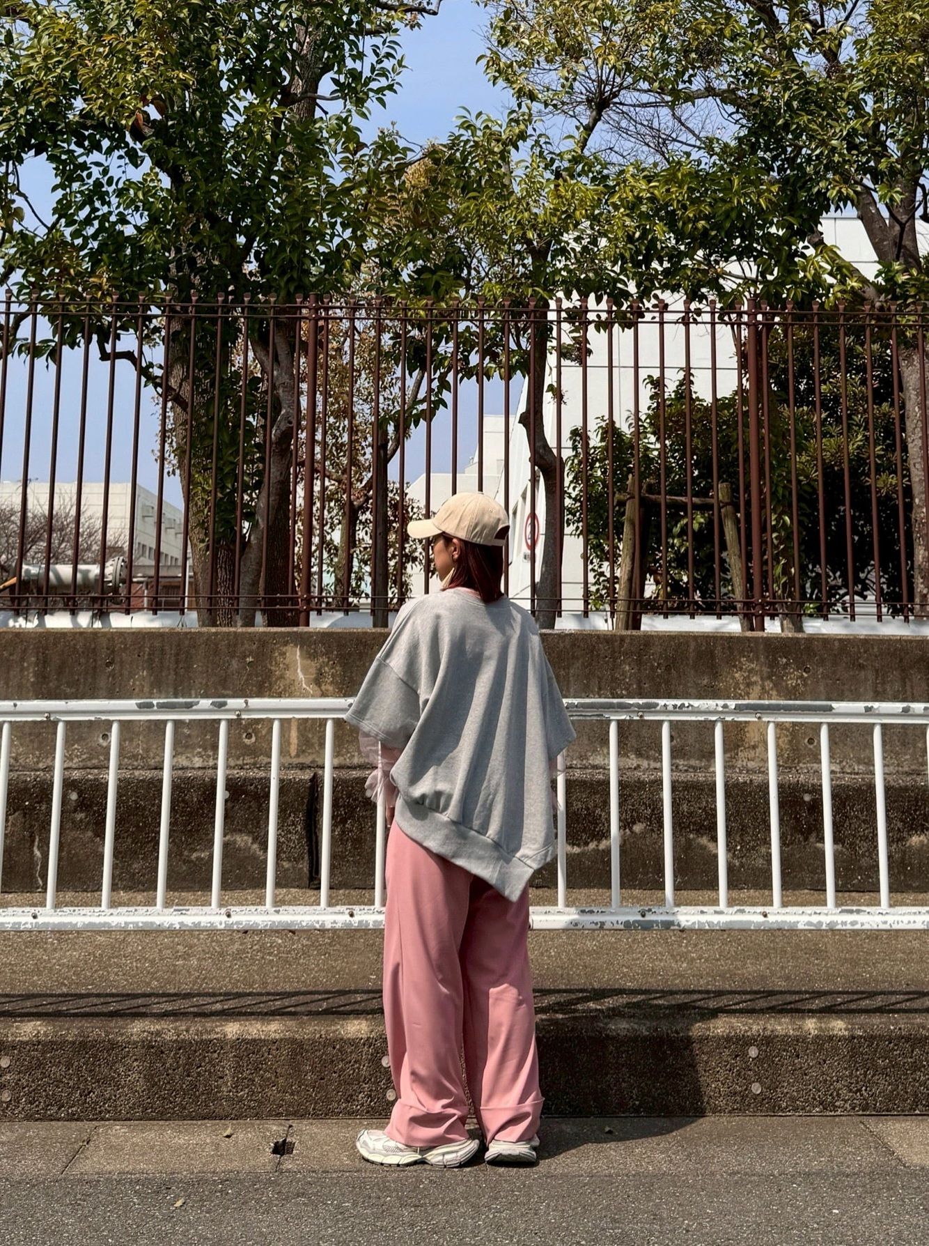 アシンメトリーSWプルオーバー グレー