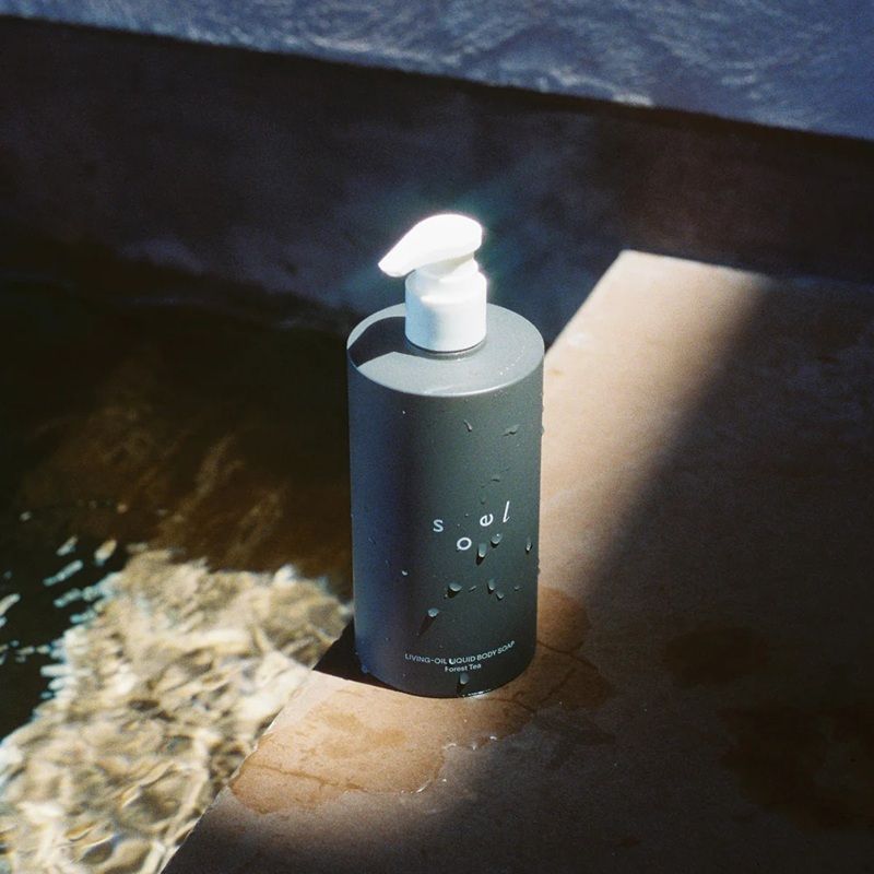 LIVING-OIL リキッドボディソープ Forest Tea 400mL