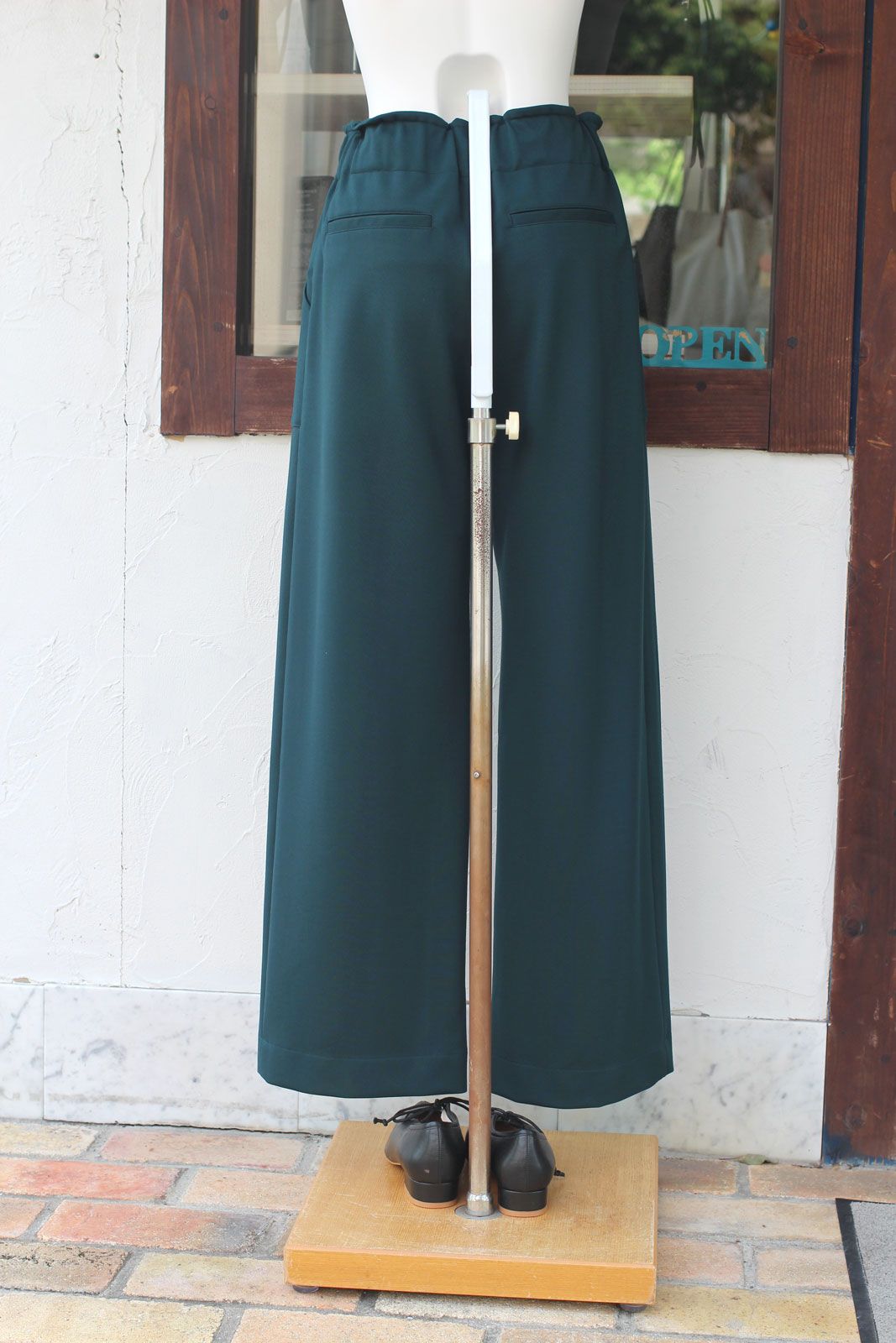 ストレッチポンチワイドパンツ グリーン