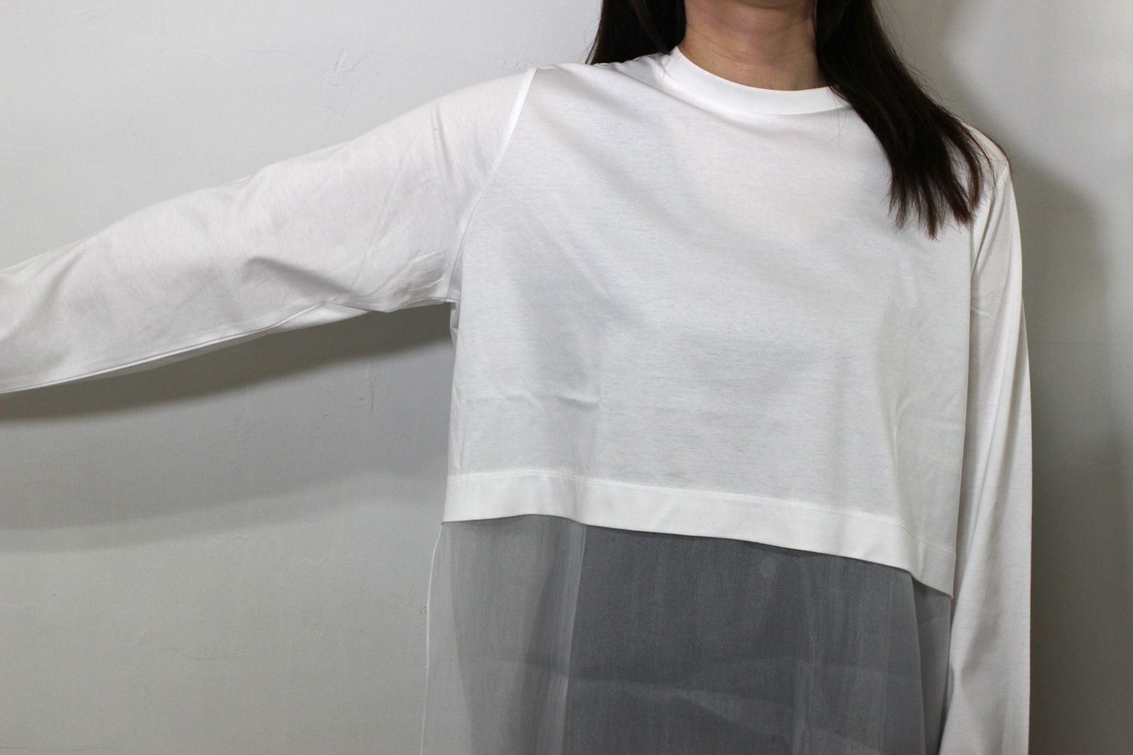 オーガンジードッキングトップス オフホワイト