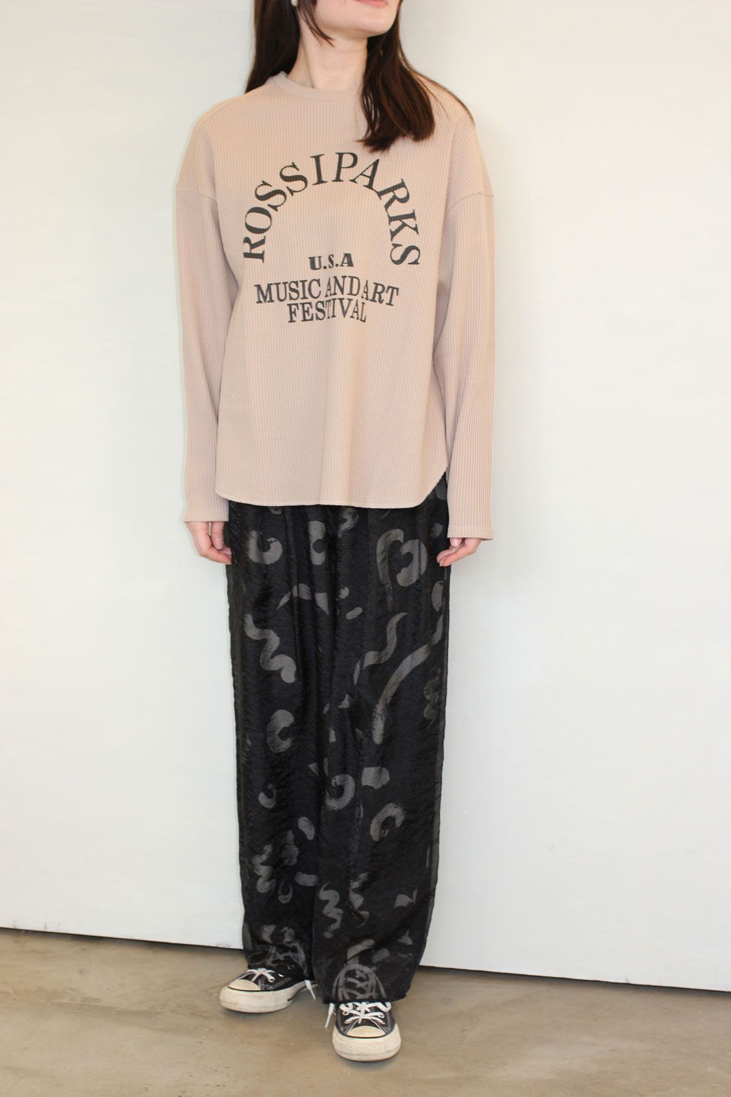 サーマルカジュアルロゴTee ベージュ