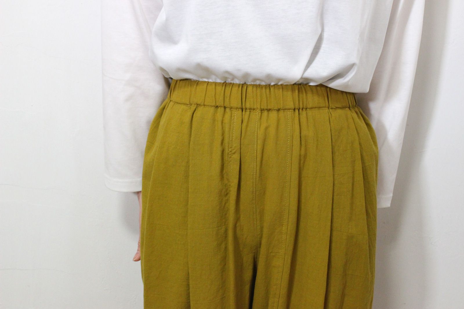 コットンナチュラルエッグパンツ グリーン