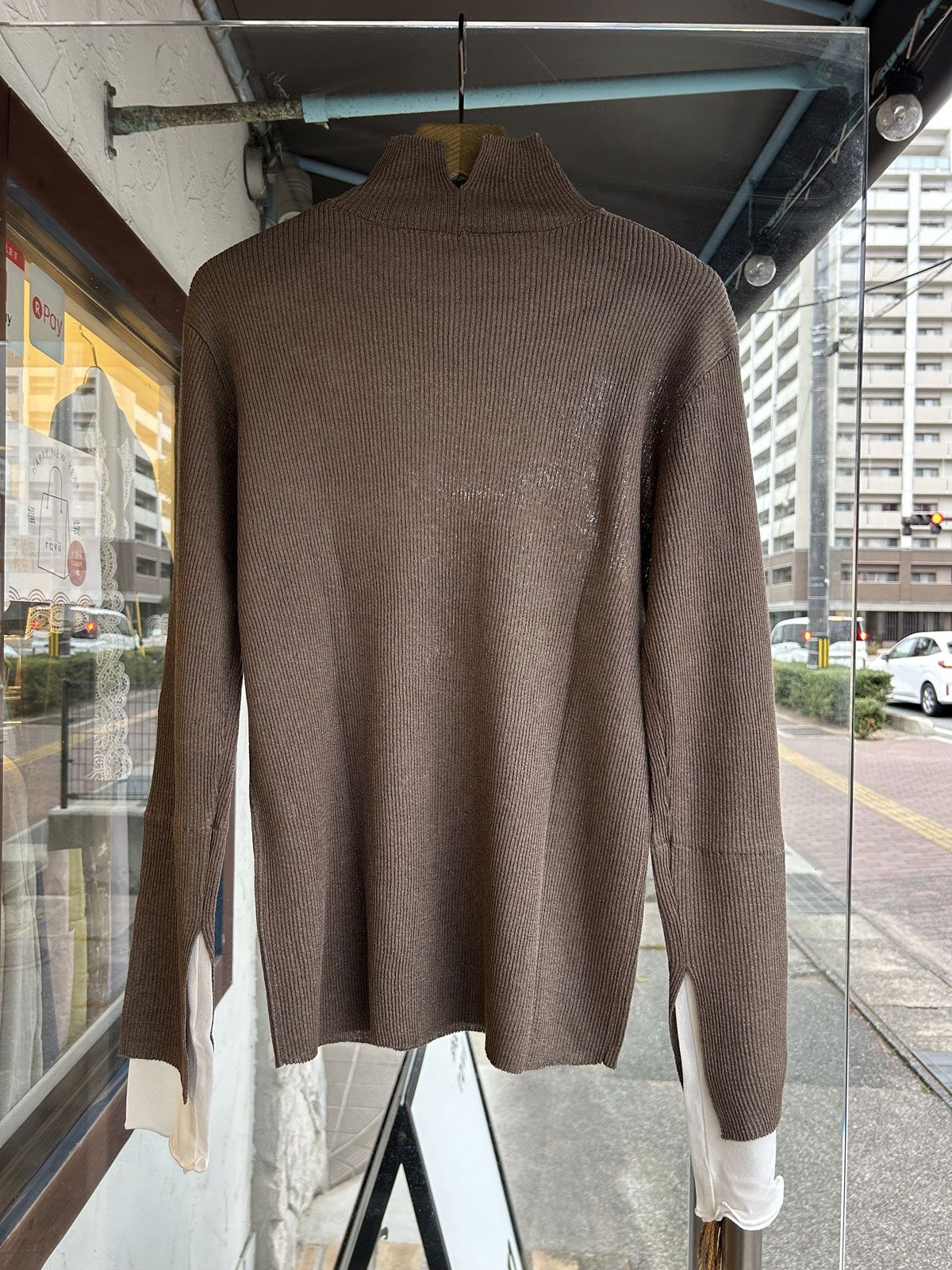 ラメ袖レイヤードリブタートルニット カーキグレー