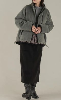 スタンドネックボアブルゾン サージグレー