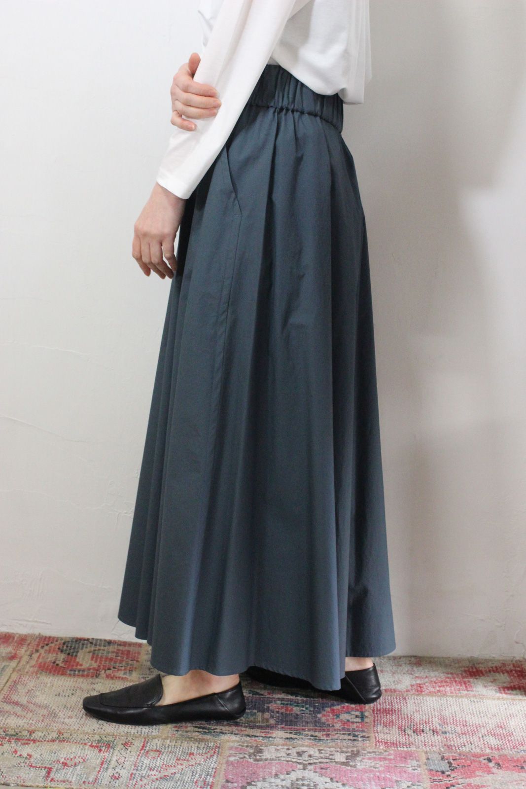 ボリューミースカーチョ ダークブルー