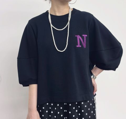 刺繍ロゴラグランスリーブ プルオーバー ブラック