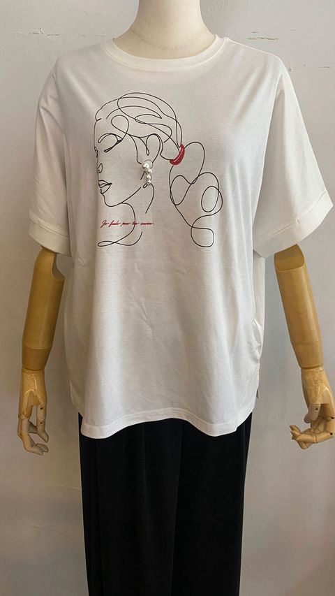 ラインアートパール飾りTシャツ ホワイト