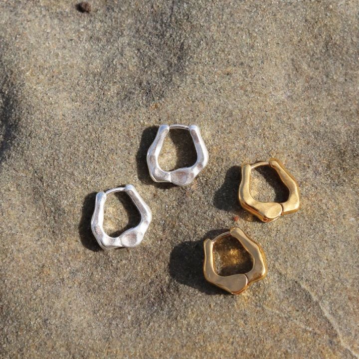 シマーピアス ゴールド