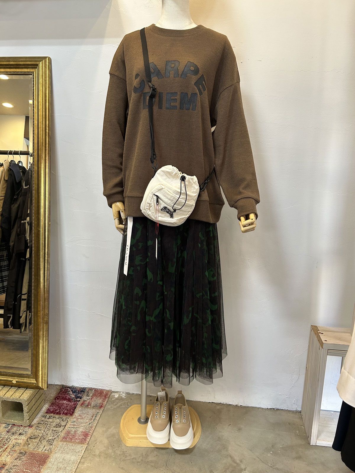 ロゴニットソー ブラウン