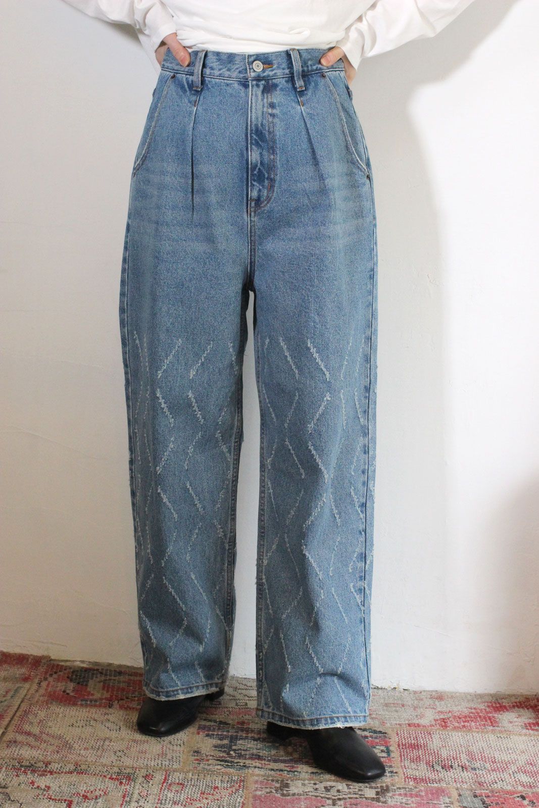 LASER CUT WIDE DENIM ブルー