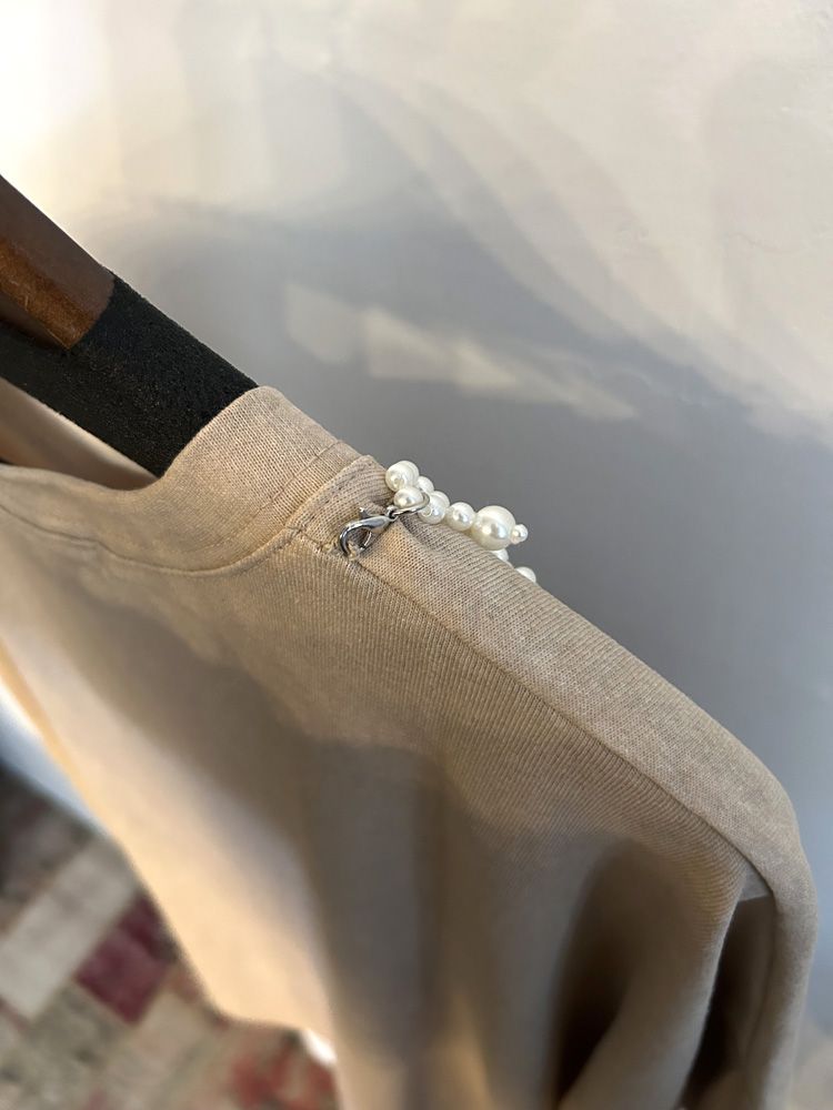 pearl necklace LOGO T ベージュ