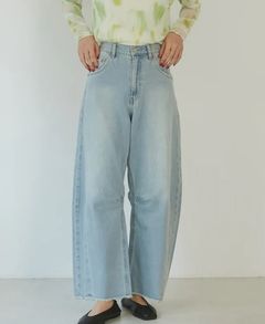 デニムカーヴィパンツ ライトブルー
