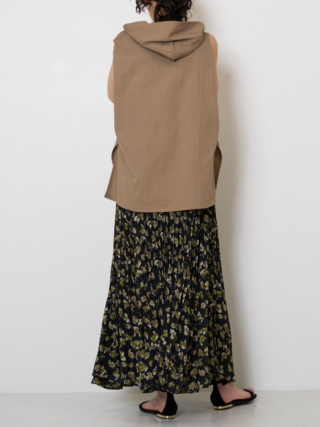 [2963-630NH] ニュアンスフラワープリーツSK ブラック