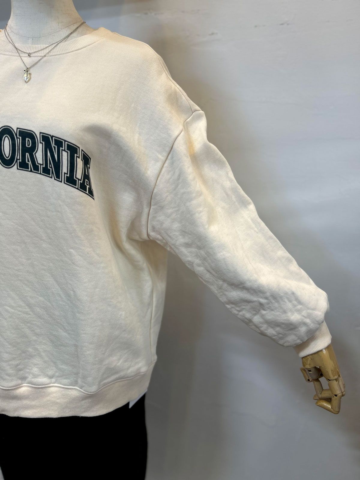 裏起毛 CALIFORNIAロゴプルオーバー アイボリー