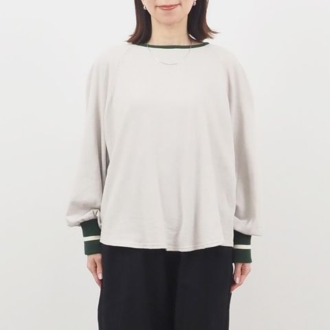 ガーゼ裏毛 バイカラーリブハウストレーナー ベージュxグリーンxアイボリー