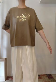 箔プリントTシャツ ブラウン