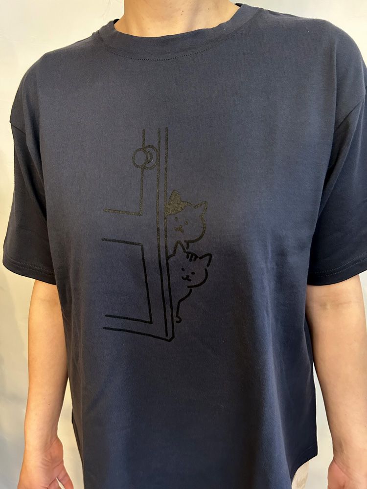 クラシック天竺 ひょっこり猫さんTシャツ ブルーグレー