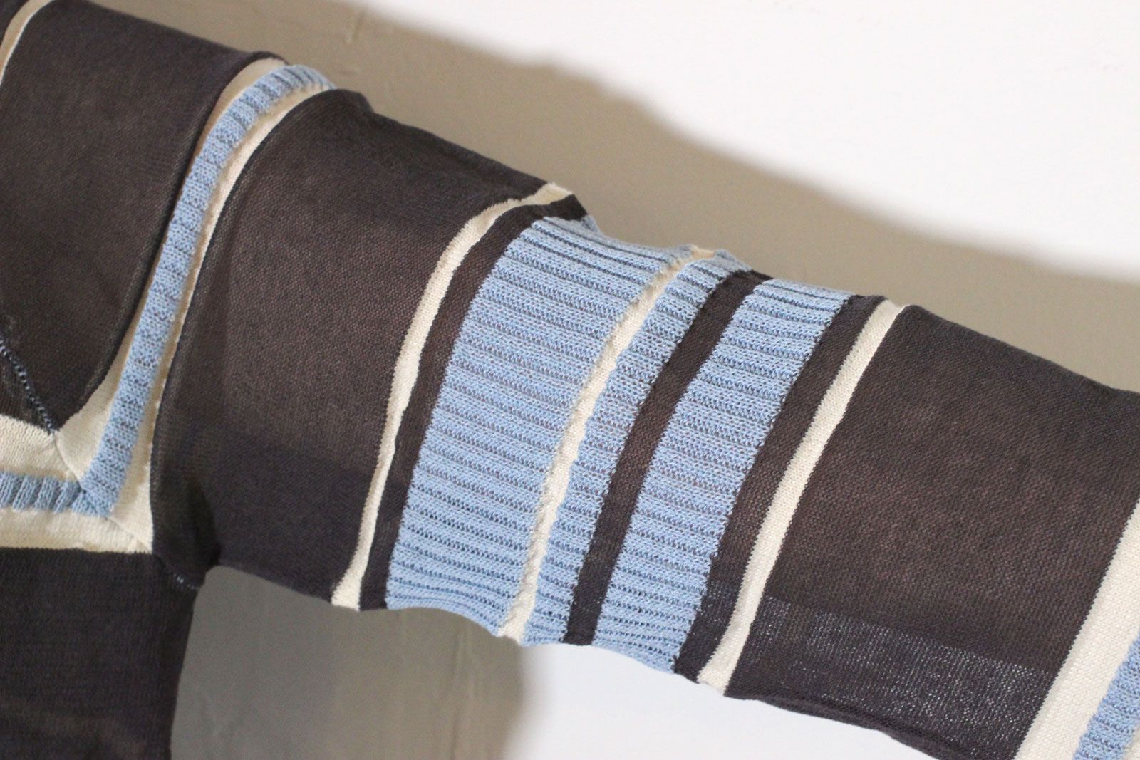 [9561-090GS] マルチボーダーカーディガン チャコール