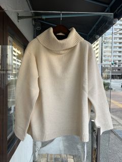 スリットタートルカラーニット アイボリー