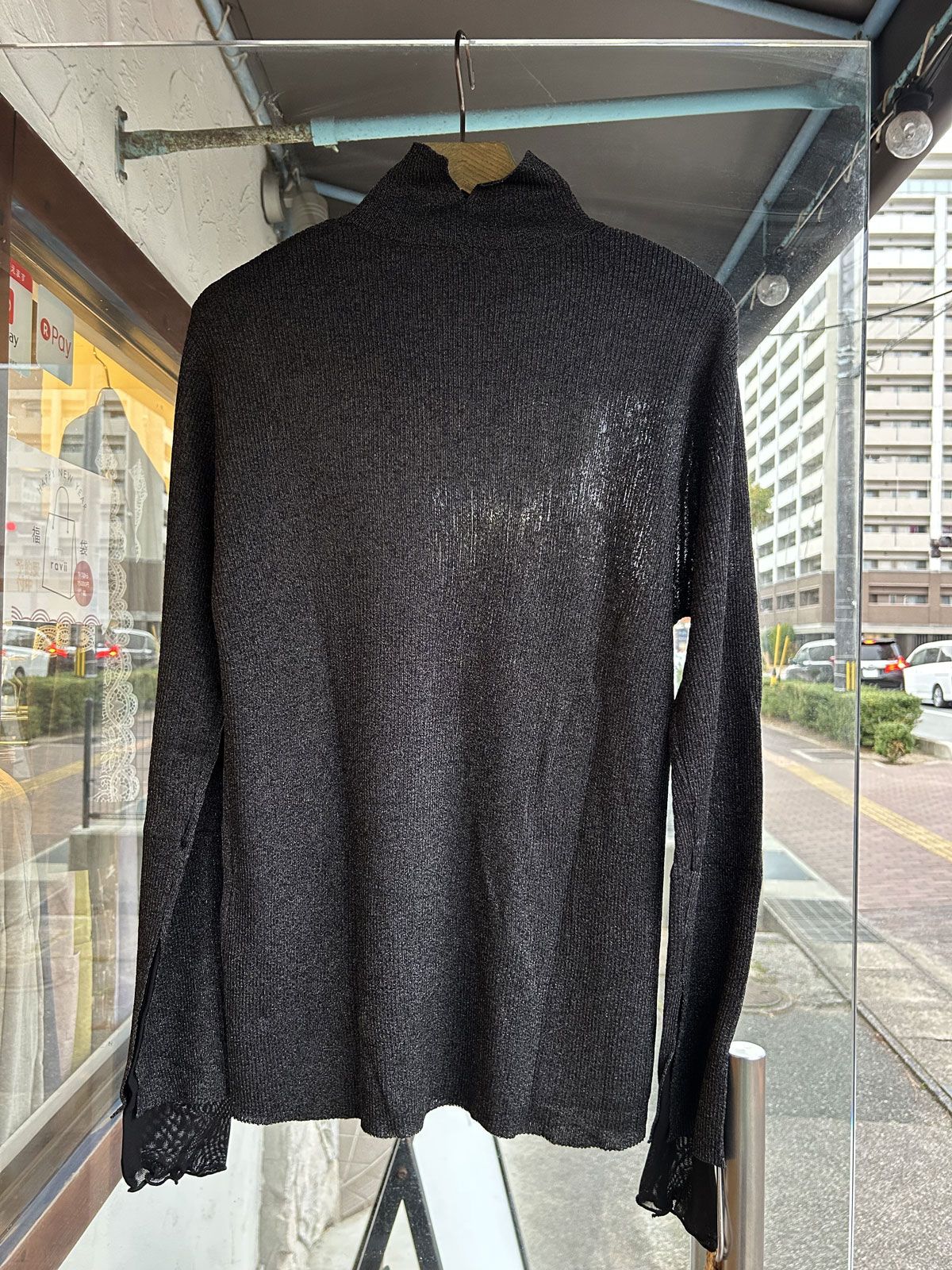 ラメ袖レイヤードリブタートルニット ブラック