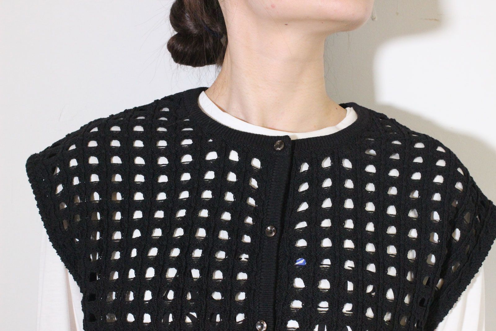 [9561-098DP] メッシュボックスニットベスト ブラック