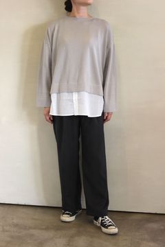 綿コーマシャツレイヤードニット ウォールグレーxオフ