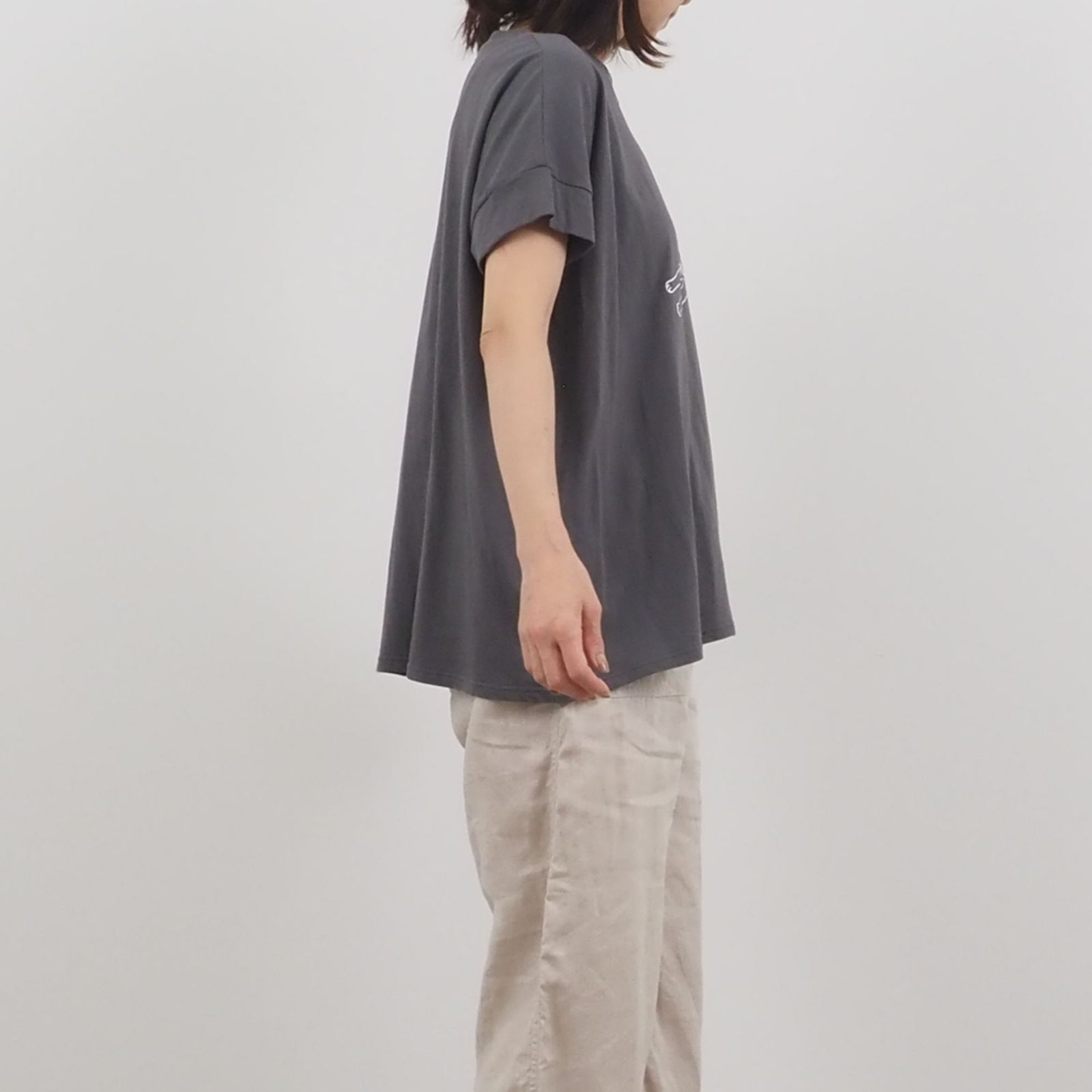 のび猫Tシャツ カーキグレー