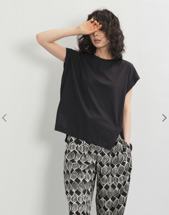袖なしTシャツ 黒曜石
