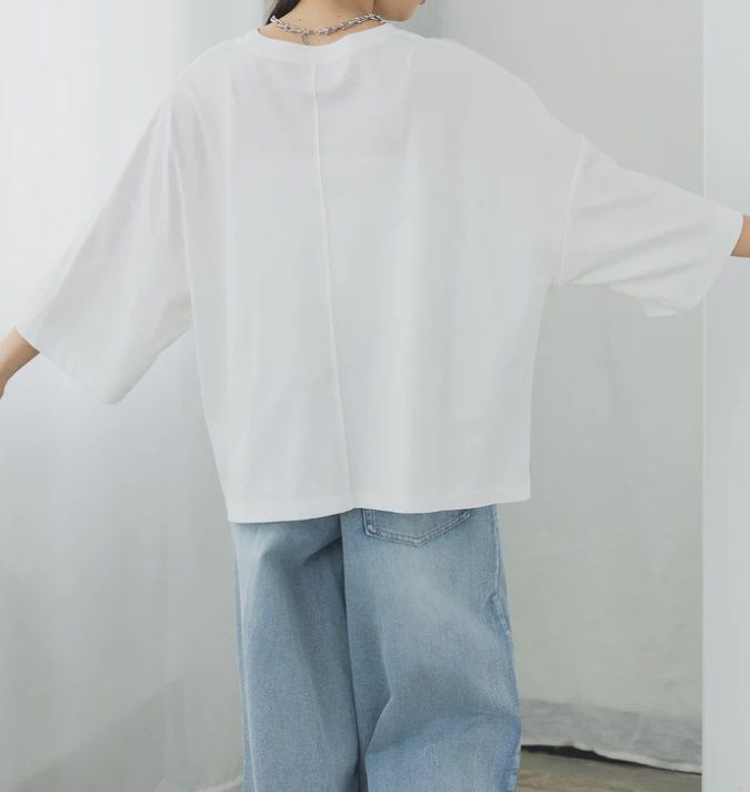 ロゴプリントワイドショートTシャツ オフホワイト