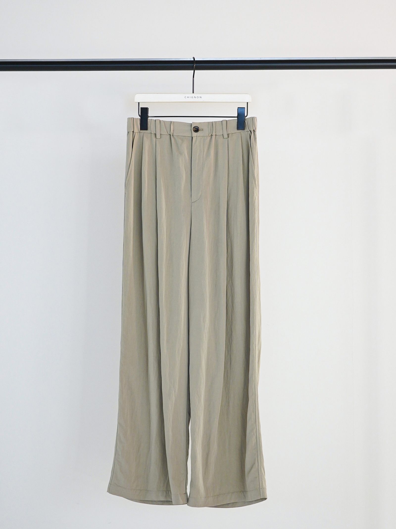 [3861-008KK] リラックスツイルタックPT ライトベージュ