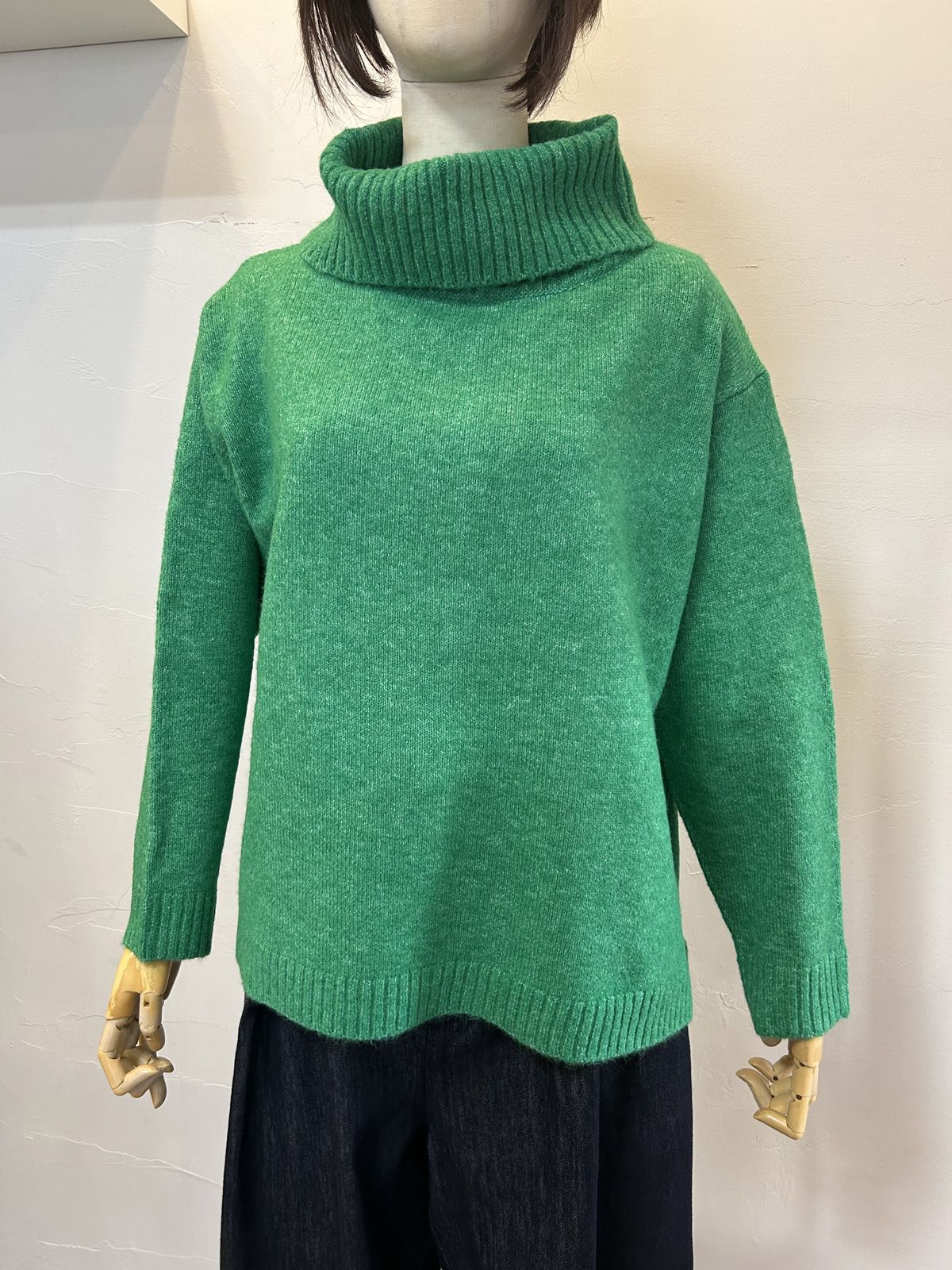 スリットタートルカラーニット グリーン