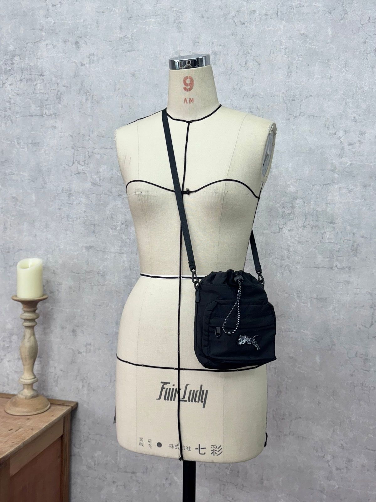 TORA トラ ミニバッグ ブラック