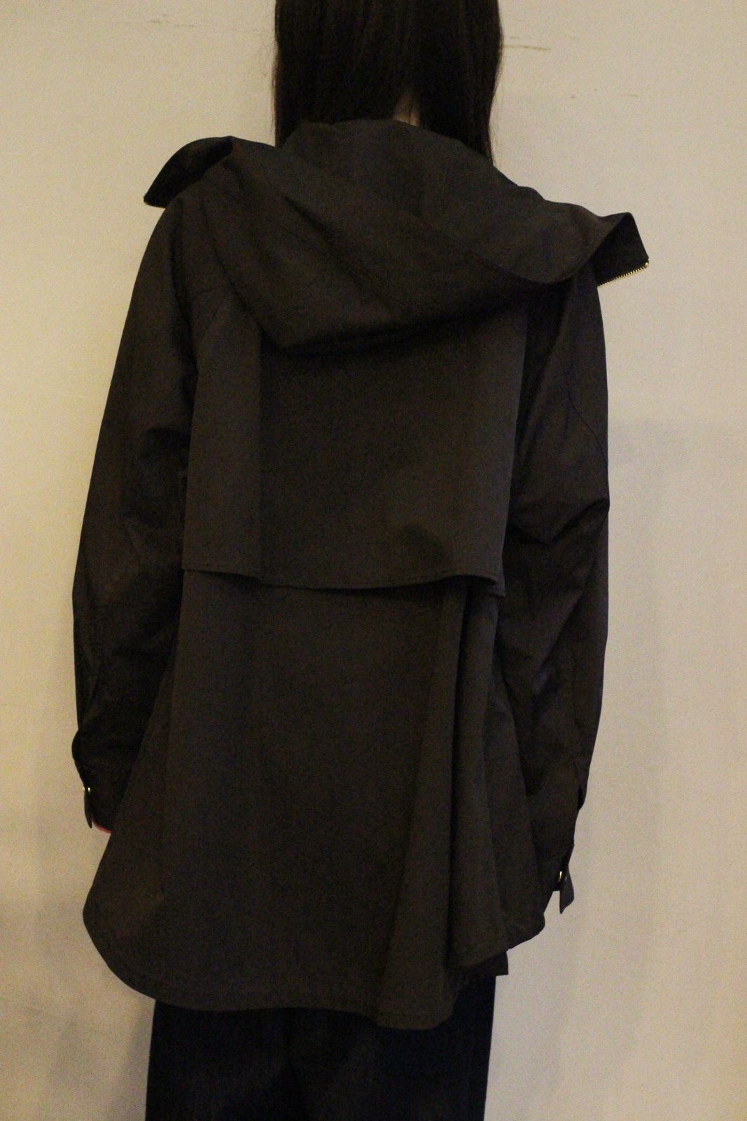 [7556-426KK] スタンドフーディーアウター ブラウン