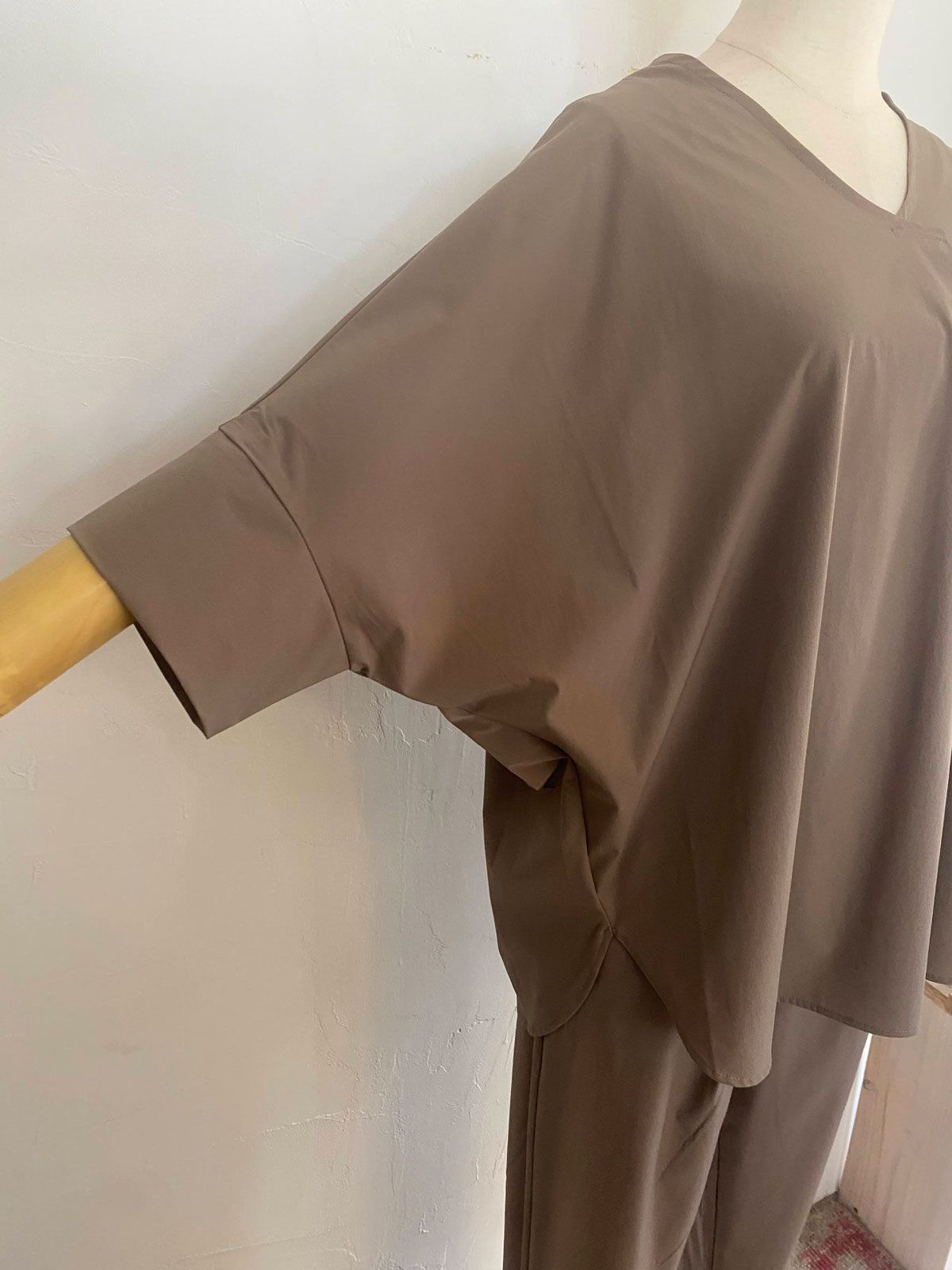 ICE TOUCH 接触冷感厚ドルマントップス モカ