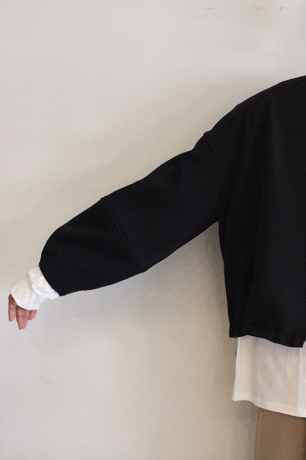 ウールリッチラウンドネックZIPブルゾン グレージュ