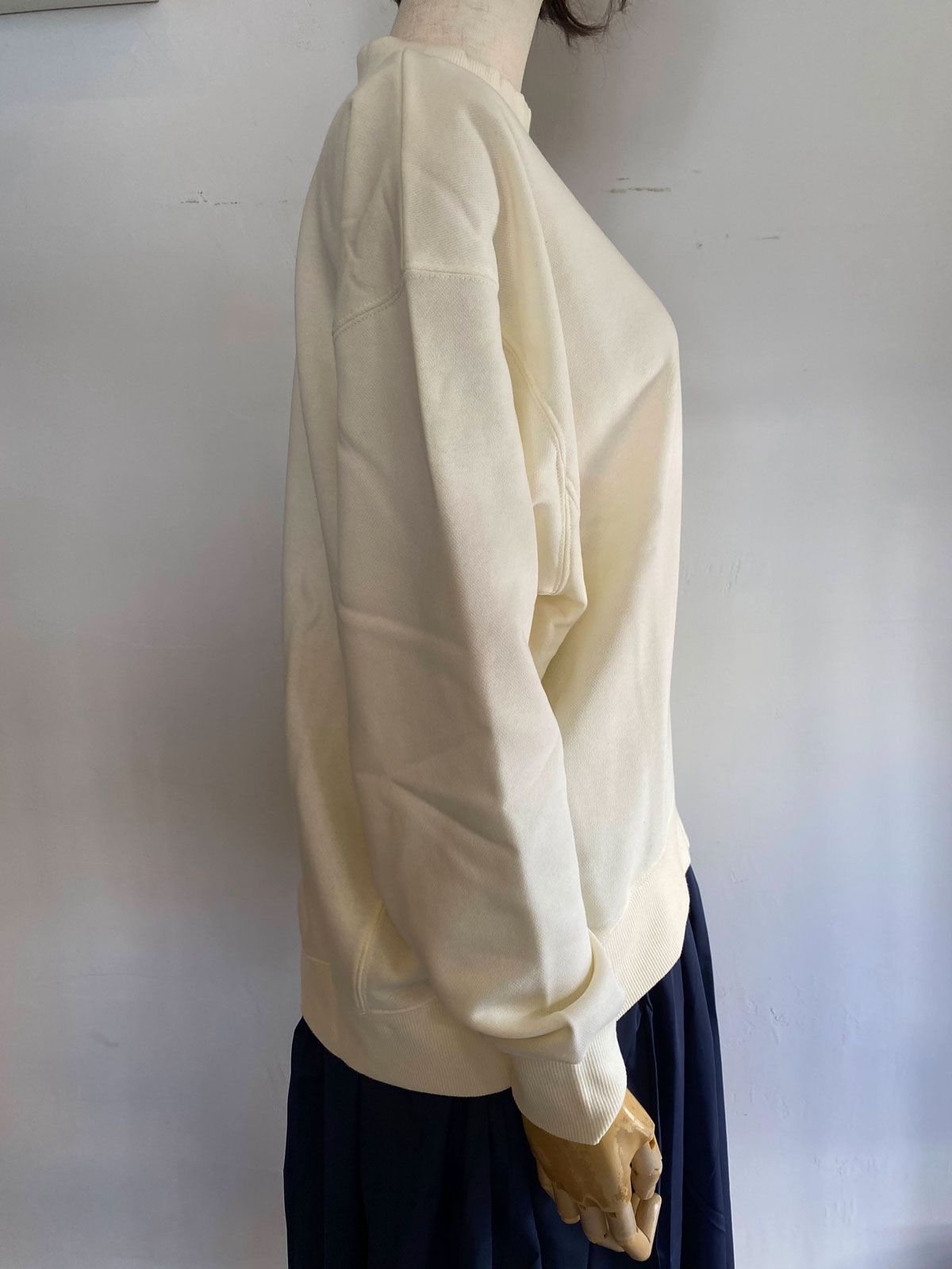 裏毛ロゴスゥェット キナリ