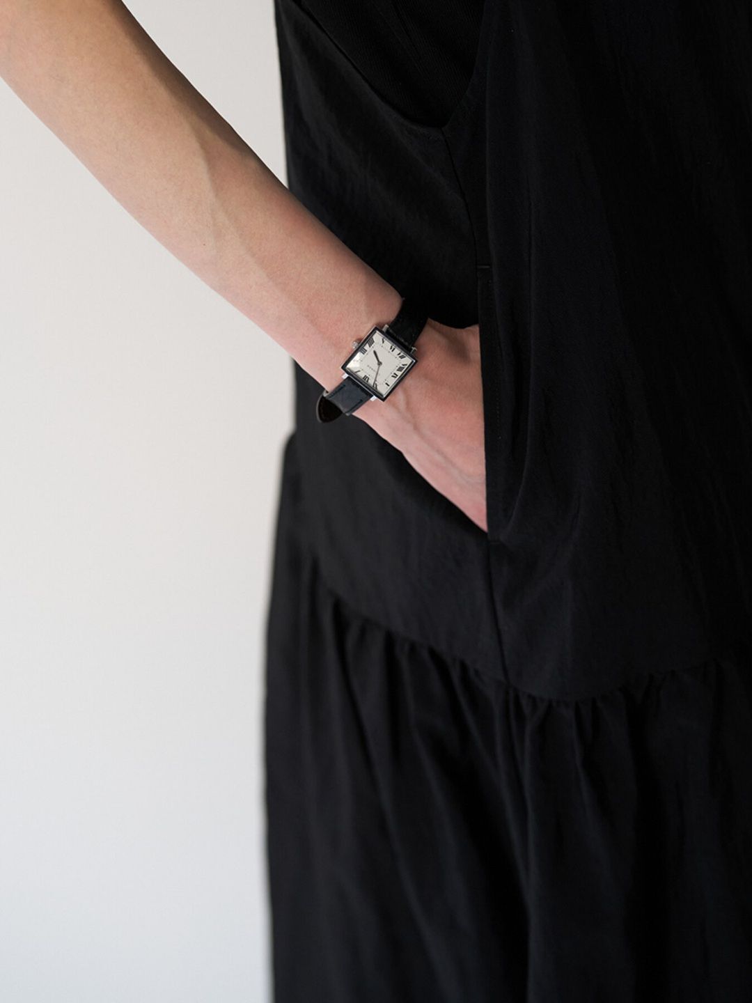 CHIGNONxVAGUE WATCH CAREE シルバー